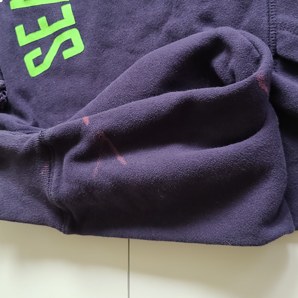 47 Small Navy Blue Green white Seattle Seahawks long sleeve hooded sweatshirt - Picture 3 of 6